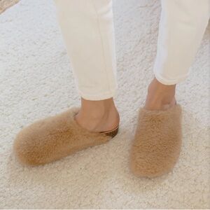 Jenni Kayne EU39Shearling Moc Clog in Natural Neutral
